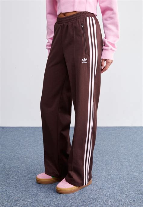 adidas tan trainingsbroek